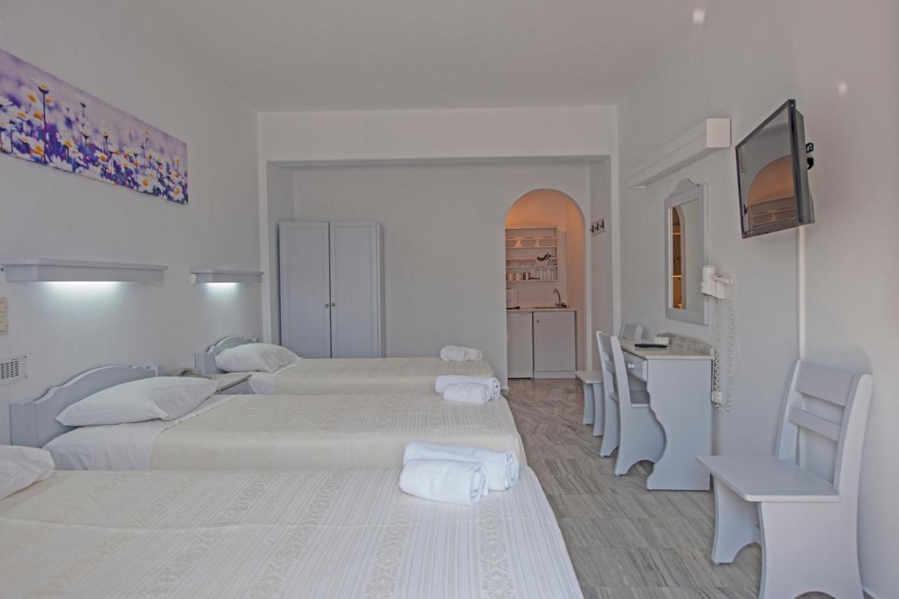 Manis Inn Naoussa Zimmer foto